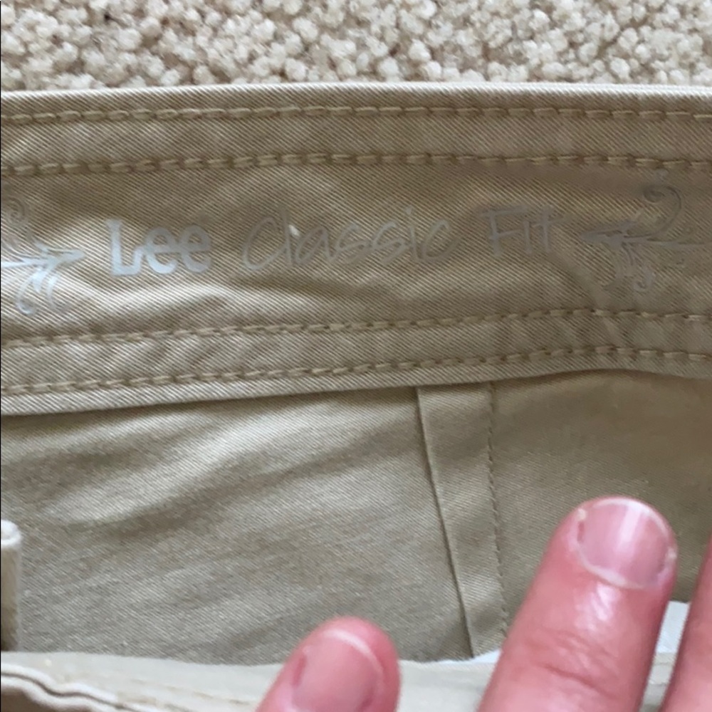Lee Classic Fit Shorts - Picture 7 of 7